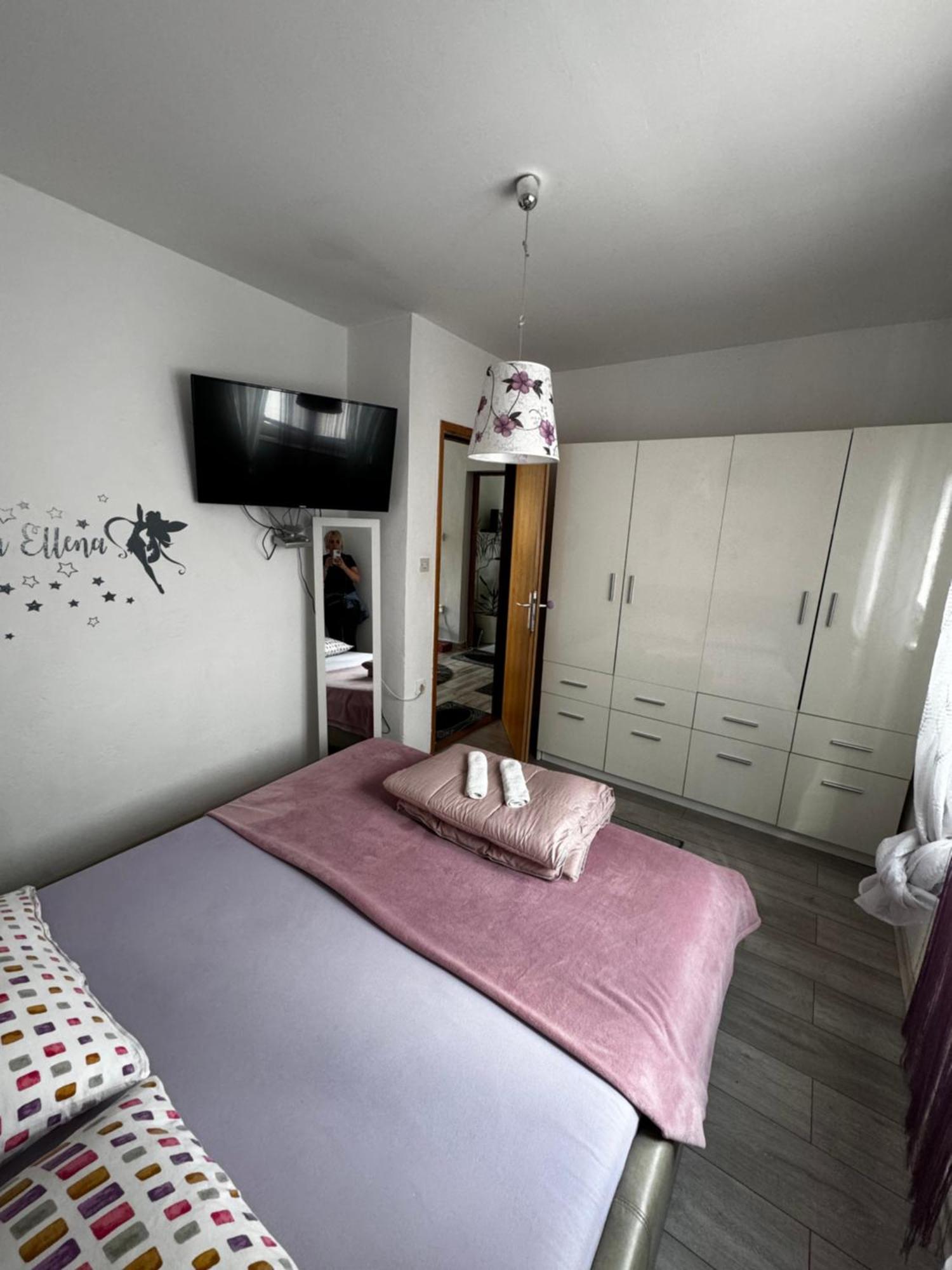 Apartment Danijela เซนญ์ ภายนอก รูปภาพ